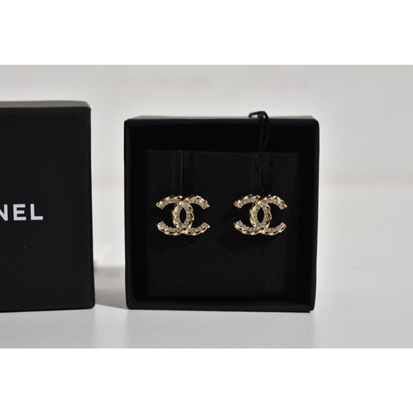 Chanel 23B Gold Crystal Interlocking CC Logo Classic Statement Stud Earrings - Picture 6 of 11